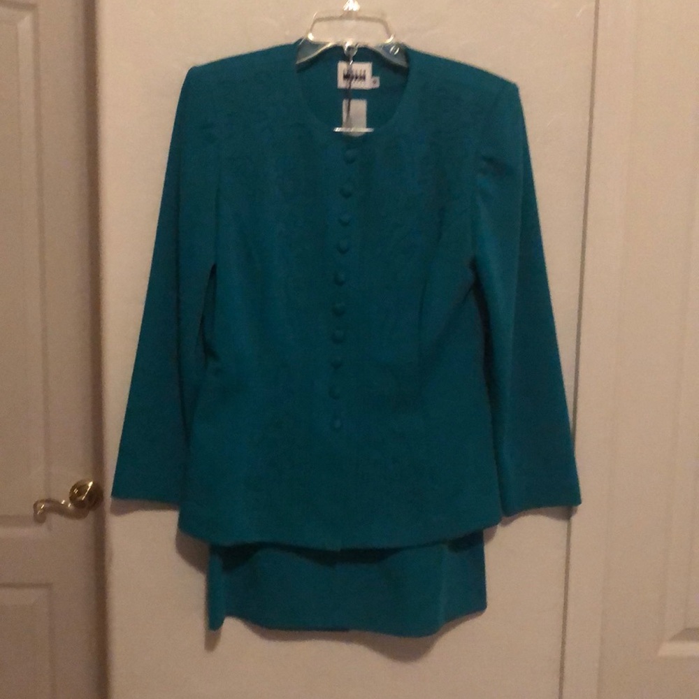 Leslie Fay Green Suit
